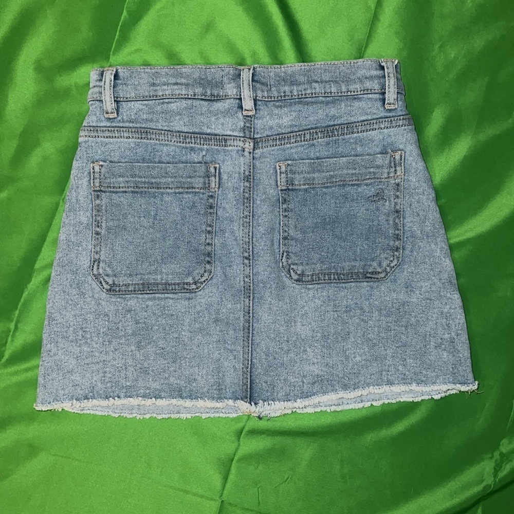 DL1961 Girls size 10 Mini Denim Skirt - Picture 2 of 9